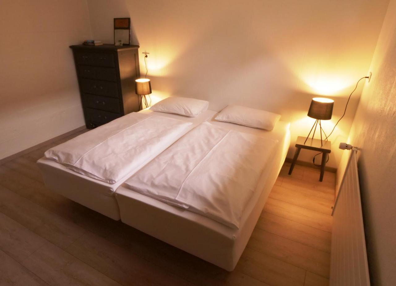Manahlid Apartment Akureyri Esterno foto
