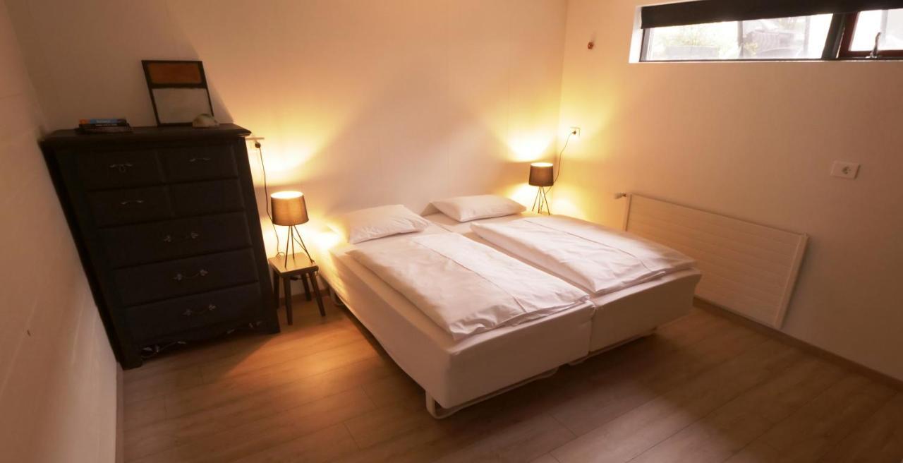 Manahlid Apartment Akureyri Esterno foto